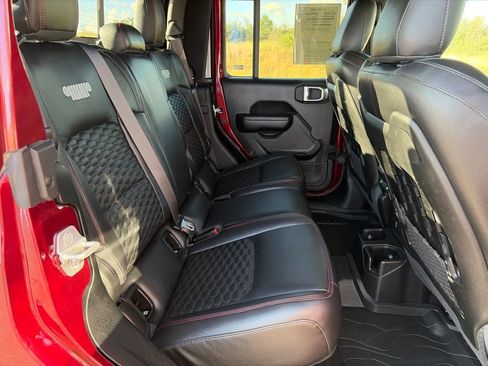 Used 2021 Jeep Gladiator Rubicon AWD/4WD image 21