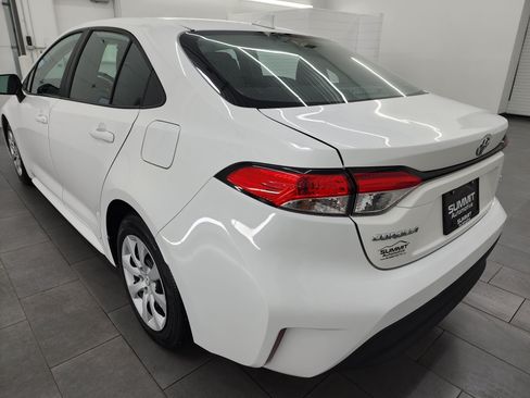 Used 2024 Toyota Corolla LE FWD image 6