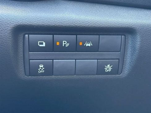 Used 2025 Nissan Versa S w/ Trunk Package FWD image 21