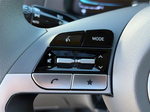 New 2026 Hyundai Elantra SE image 24