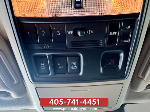 Used 2024 Toyota 4Runner Limited AWD/4WD image 15