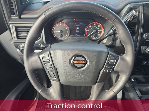 Used 2021 Nissan Titan PRO-4X w/ Pro-4x Convenience Package image 16