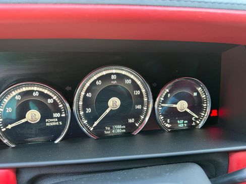 Used 2021 Rolls-Royce Cullinan image 39