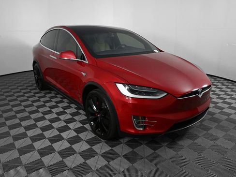 Used 2016 Tesla Model X Performance image 22