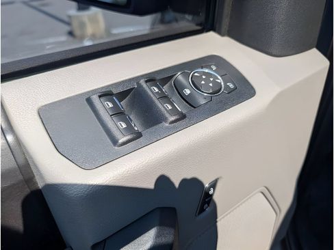 Used 2016 Ford F150 XL w/ Equipment Group 101A Mid AWD/4WD image 14
