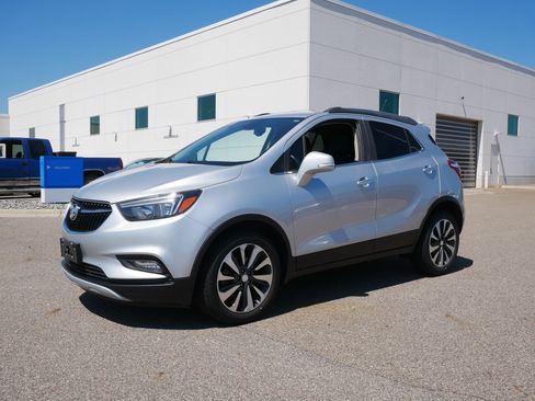 Used 2017 Buick Encore Preferred FWD image 2