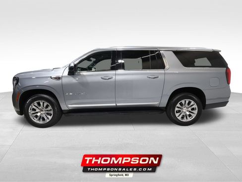 Used 2025 GMC Yukon XL Denali AWD/4WD image 1