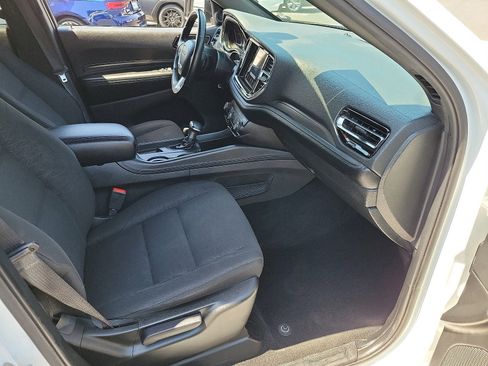 Used 2023 Dodge Durango SXT image 17
