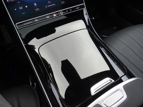Used 2023 Mercedes-Benz S 500 4MATIC w/ AMG Line image 16