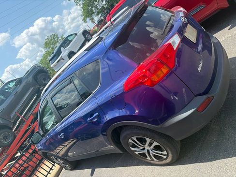 Used 2015 Toyota RAV4 LE w/ Four Season Floor Mat Package AWD/4WD image 1
