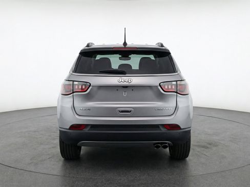 Used 2025 Jeep Compass Limited AWD/4WD image 7