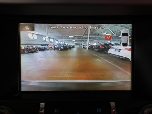 Used 2015 Ford Mustang GT Premium image 21