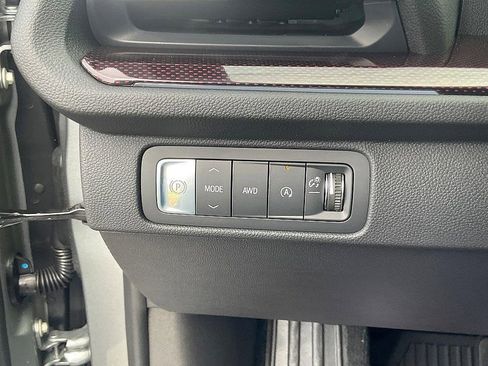 New 2026 Chevrolet Traverse Z71 w/ Enhanced Driving Package image 21