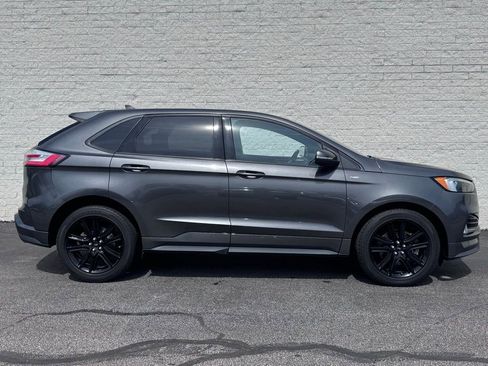 Certified 2020 Ford Edge ST-Line w/ Cold Weather Package AWD/4WD image 7