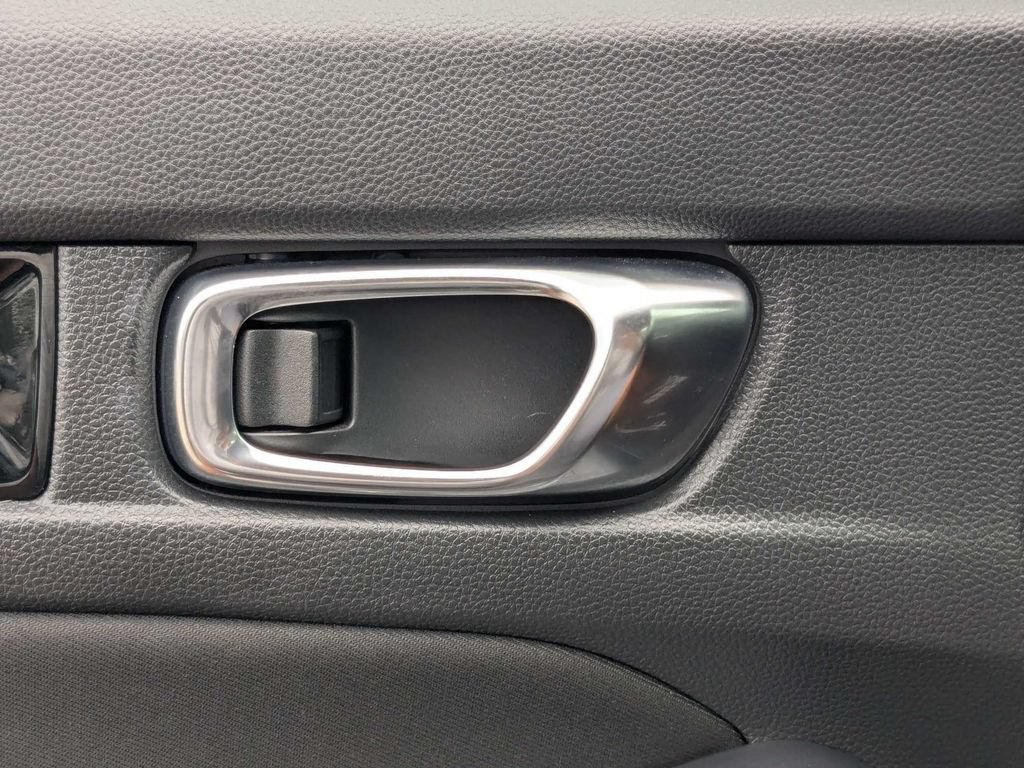 Used 2025 Honda Civic FWD Hybrid Sedan image 32