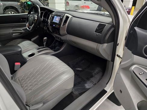 Used 2012 Toyota Tacoma 4x4 Double Cab w/ TRD Off-Road Pkg image 33