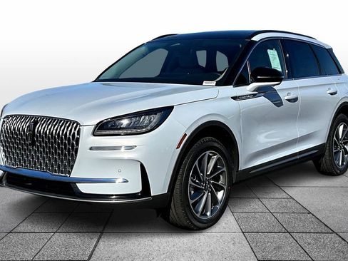 New 2026 Lincoln Corsair Premiere image 2