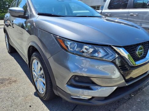 Used 2022 Nissan Rogue Sport SV image 7