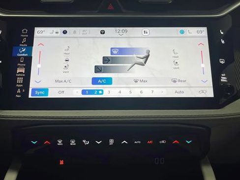 New 2026 Jeep Cherokee Overland w/ Trailer Tow Group image 25