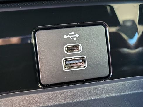 Certified 2025 Ford Mustang Mach-E Select RWD image 27