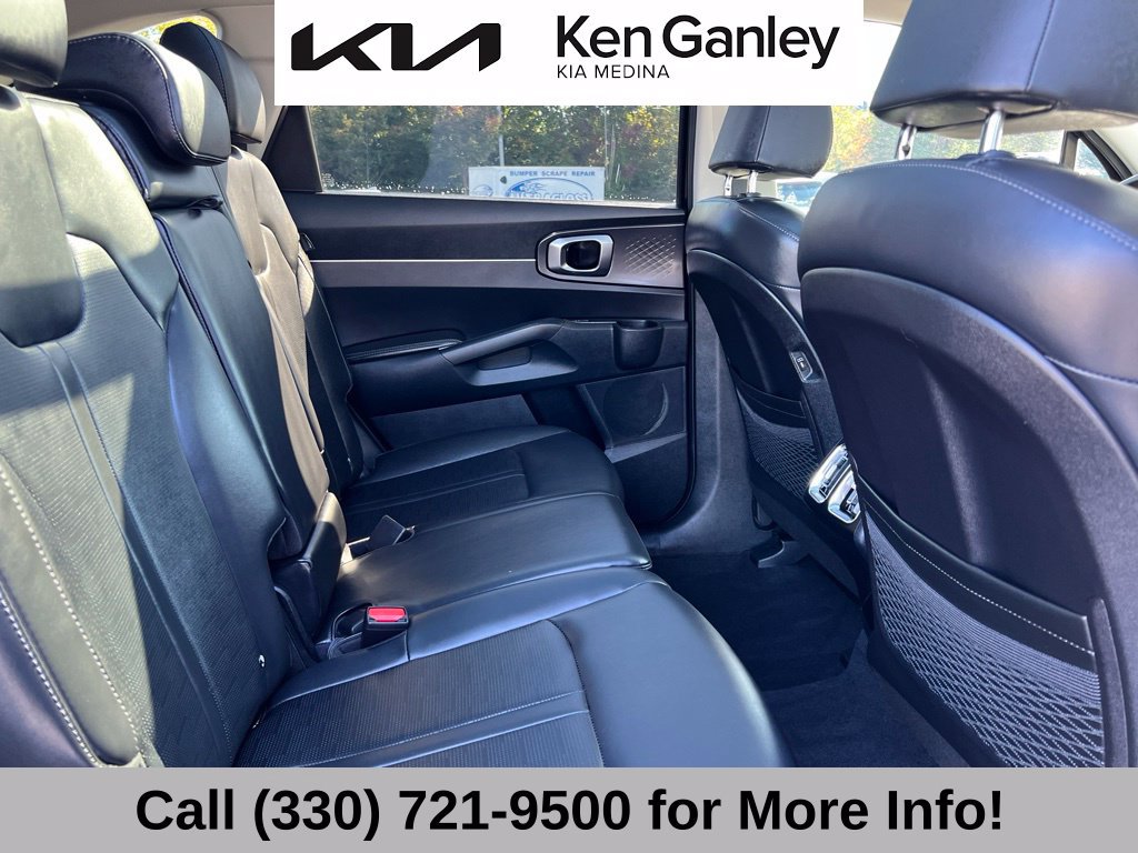 Certified 2024 Kia Sorento S w/ Panoramic Sunroof Package AWD/4WD image 54
