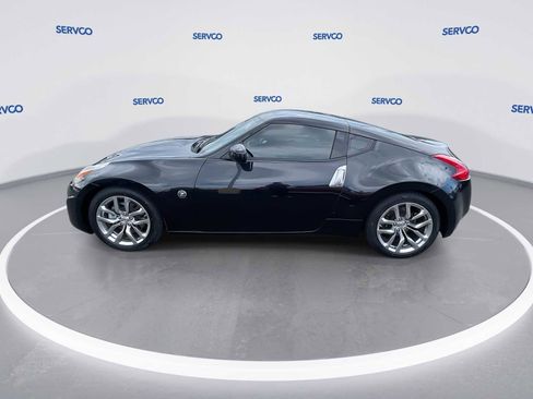 Used 2014 Nissan 370Z Coupe RWD image 5