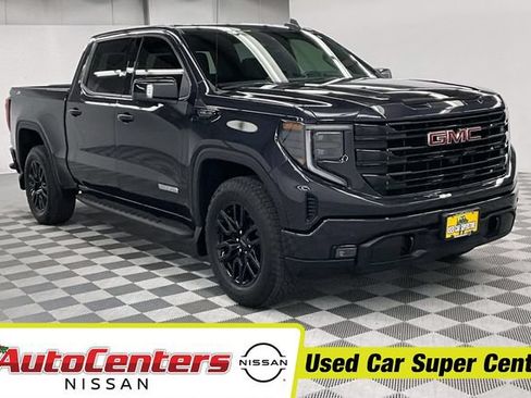 Used 2025 GMC Sierra 1500 Elevation AWD/4WD image 1