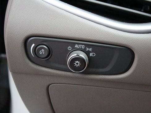 Used 2021 Chevrolet Malibu LS image 11