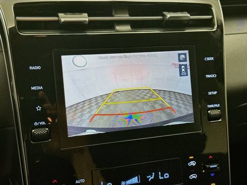 Used 2022 Hyundai Tucson Blue AWD/4WD image 13