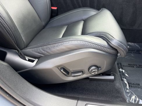 Certified 2023 Volvo XC60 B5 Ultimate w/ Climate Package FWD image 26