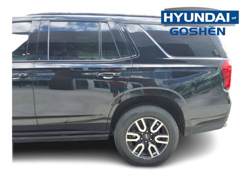 Used 2023 GMC Yukon AT4 w/ AT4 Premium Package AWD/4WD image 6