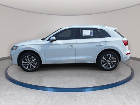 Used 2023 Audi Q5 2.0T Premium w/ Convenience Package AWD/4WD image 8