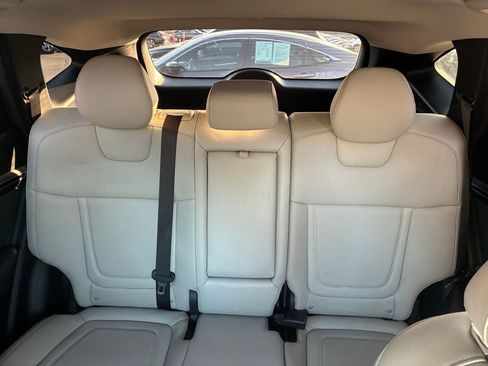 Used 2023 Hyundai Tucson Limited image 15