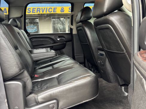 Used 2011 GMC Sierra 2500 Denali w/ Snow Plow Prep Package image 17