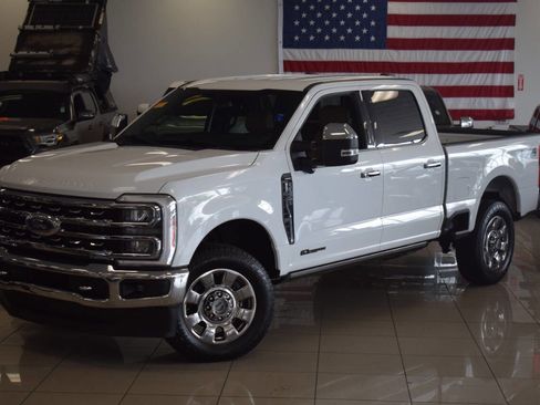 Used 2023 Ford F250 Lariat w/ Chrome Package AWD/4WD image 14