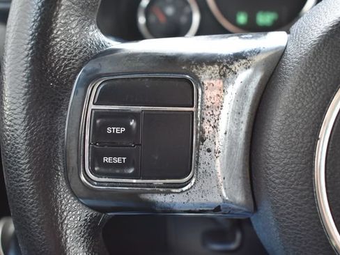 Used 2016 Jeep Wrangler Sport AWD/4WD image 17