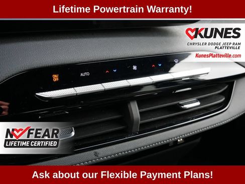 Used 2025 Buick Enclave Sport Touring AWD/4WD image 24