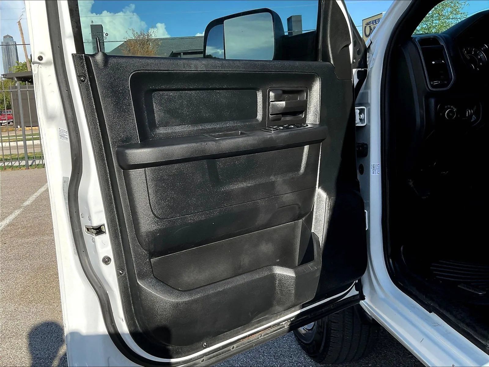 Used 2021 RAM 2500 Tradesman w/ Protection Group AWD/4WD image 17