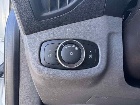 Used 2020 Ford Transit Connect XL image 22