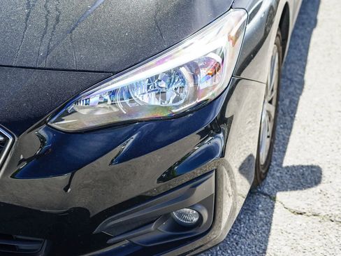 Used 2018 Subaru Impreza 2.0i Premium image 8