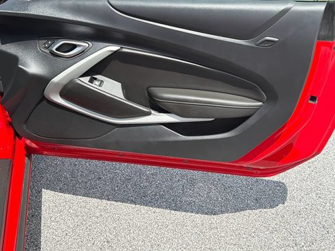 Used 2022 Chevrolet Camaro LT RWD image 14