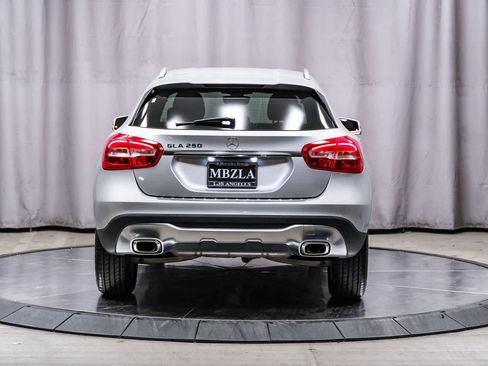 Certified 2018 Mercedes-Benz GLA 250 image 3