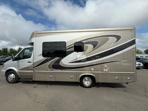 Used 2016 Mercedes-Benz Sprinter 3500 image 8