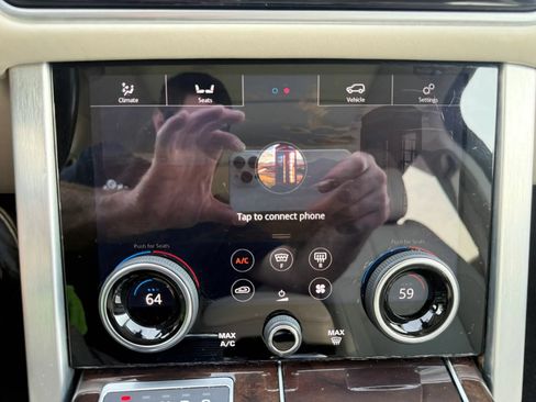 Used 2018 Land Rover Range Rover HSE AWD/4WD image 23