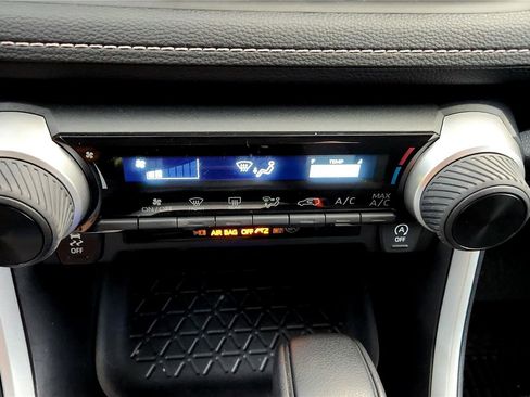 Certified 2024 Toyota RAV4 LE image 30