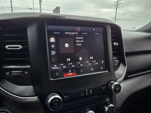 Used 2024 RAM 2500 Big Horn w/ Off Road Package image 16