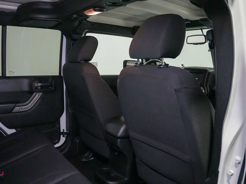 Used 2015 Jeep Wrangler Unlimited Sport w/ Quick Order Package 24S AWD/4WD image 25