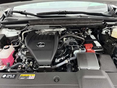 Used 2024 Lexus RX 350 FWD w/ Convenience Package image 28