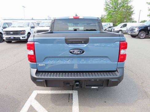 New 2025 Ford Maverick XLT w/ XLT Luxury Package image 5