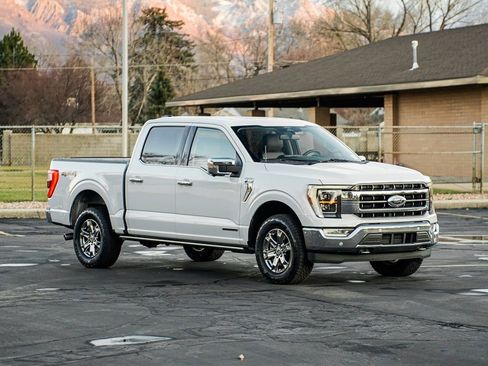 Used 2022 Ford F150 Lariat w/ Equipment Group 502A High image 3